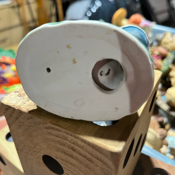 Charming Ceramic Rabbit Figurine Set - Picture 4 of 4